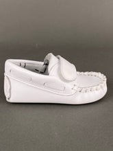 Load image into Gallery viewer, White Leather Moccasin Crib Shoe with Leather Strap
