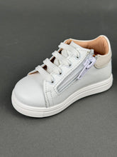 Load image into Gallery viewer, Gorgino White Leather with Tan Walking Shoe, Shoelaces and Zipper Made in Greece GH202510
