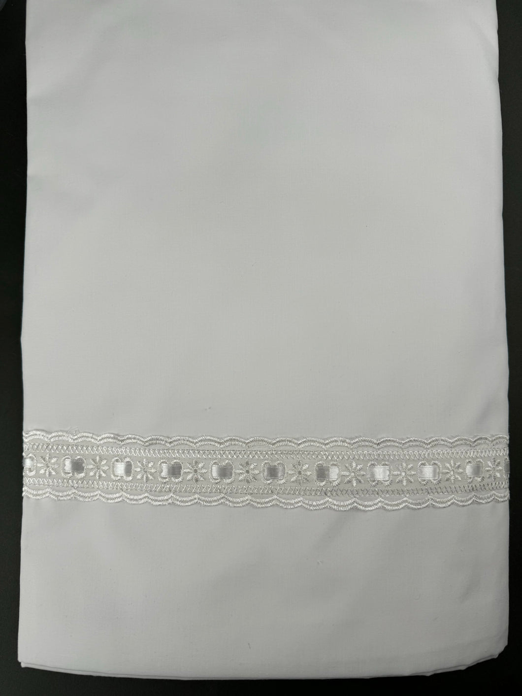 Lathopana Towel Set with Large Bath Towel, Hand Towel, Oil Sheet and Undergarments T2025300