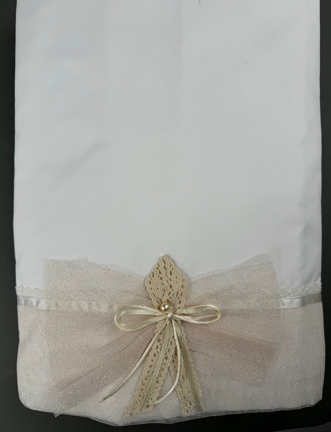 Lathopana Towel Set with Large Bath Towel, Hand Towel, Oil Sheet and Undergarments T2025330