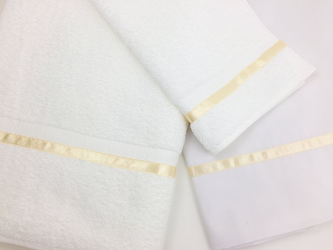 3pc Lathopana Set with Large Bath Towel, Hand Towel, Oil Sheet T24542