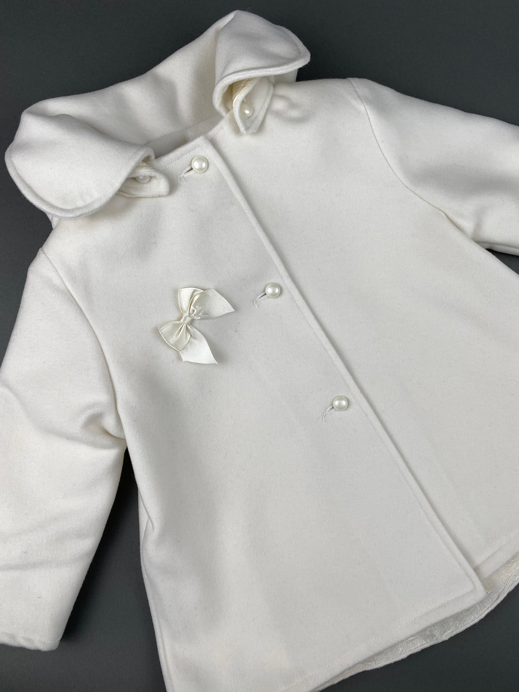 White Cashmere Blend Coat with Pearl Buttons and Removable Hoodie  CC3