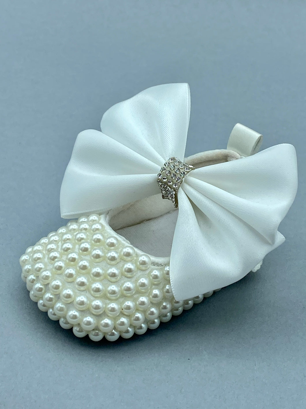 Pearl Crib Shoe with Velcro Strap and Rhinestone