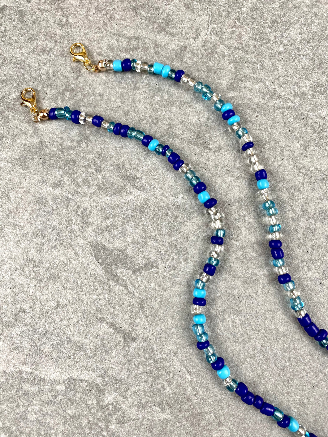 Face Mask Blue Beaded Lanyard L1