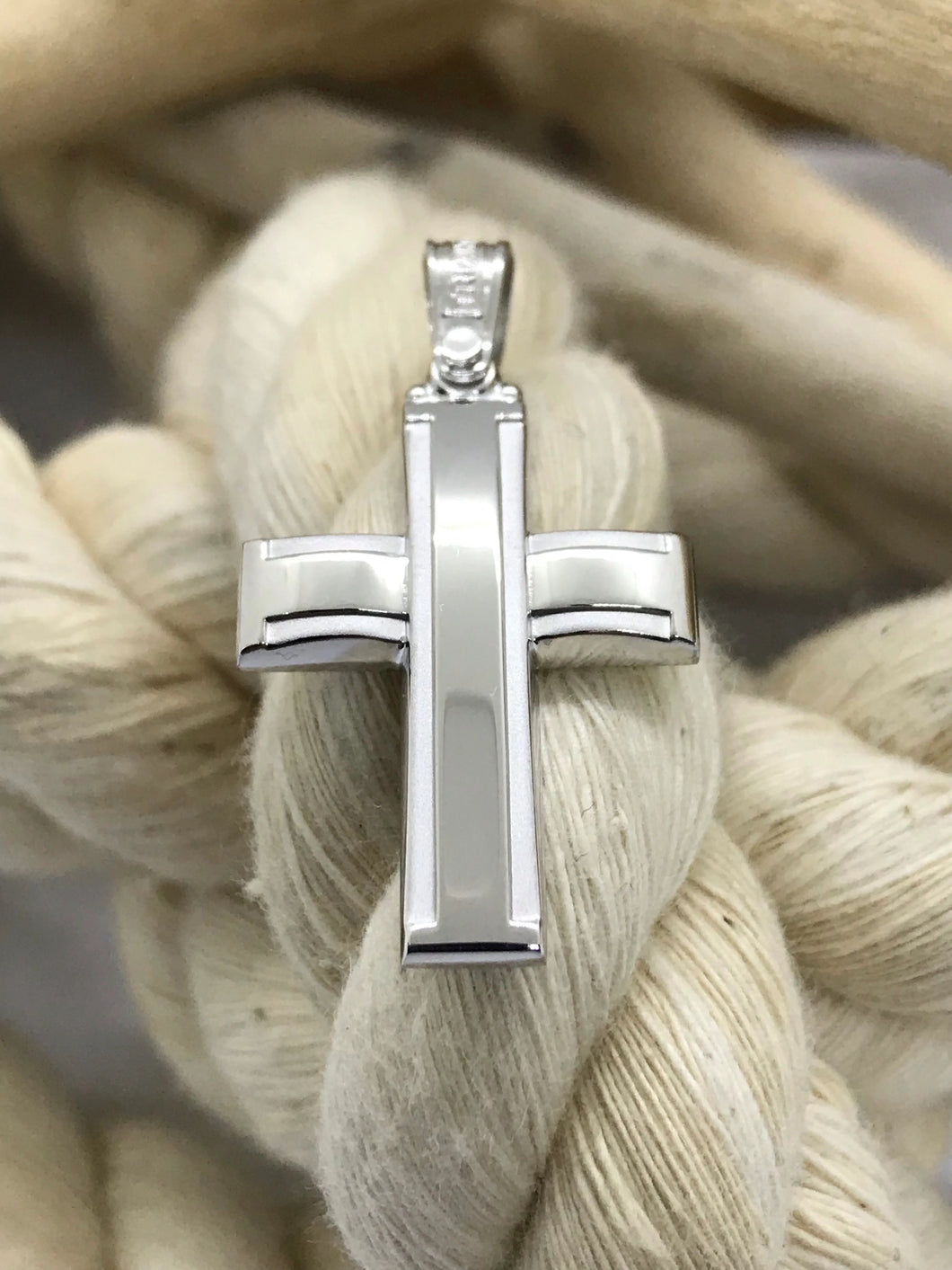 Triantos 14k Polished and Brushed White Gold Cross 222402